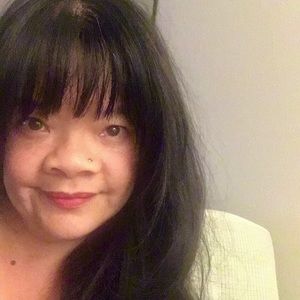 Meet your Posher, Suzanne